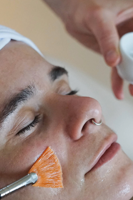 Maderotherapy wooden tool sculpting treatment at Alchimie Spa Brussels